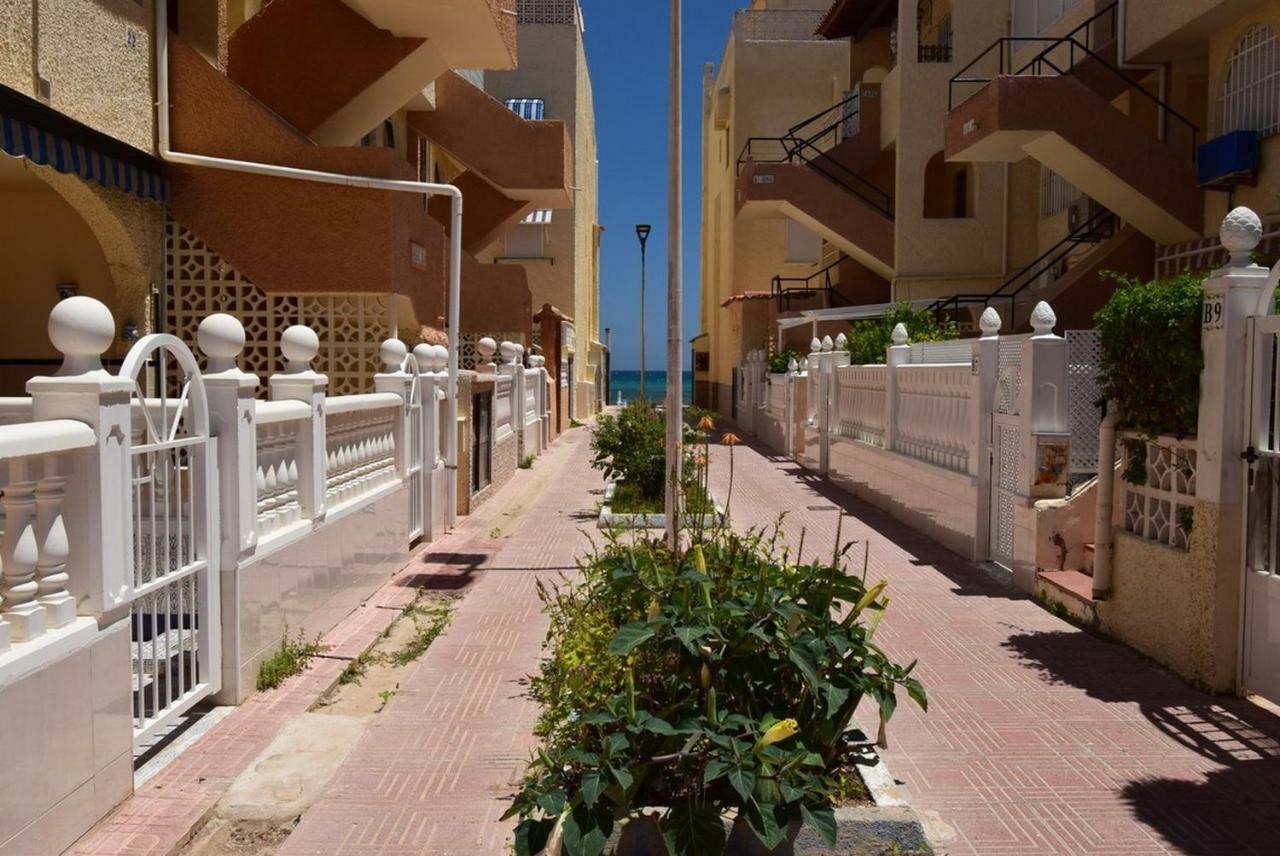 34 Retro Beach House - Alicante Real Estate Torrevieja Exterior foto